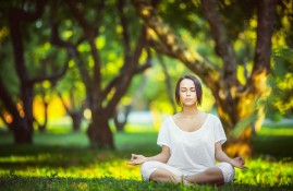 半岛体育APP-俄城奇迹！雷霆半决赛绝杀巴萨，格列兹曼砍下8记关键球，全场燃爆